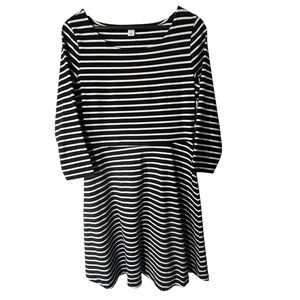 Old Navy Dress Women's Med Scoop Neck A-Line Midi  Black White Striped‎ Nautical